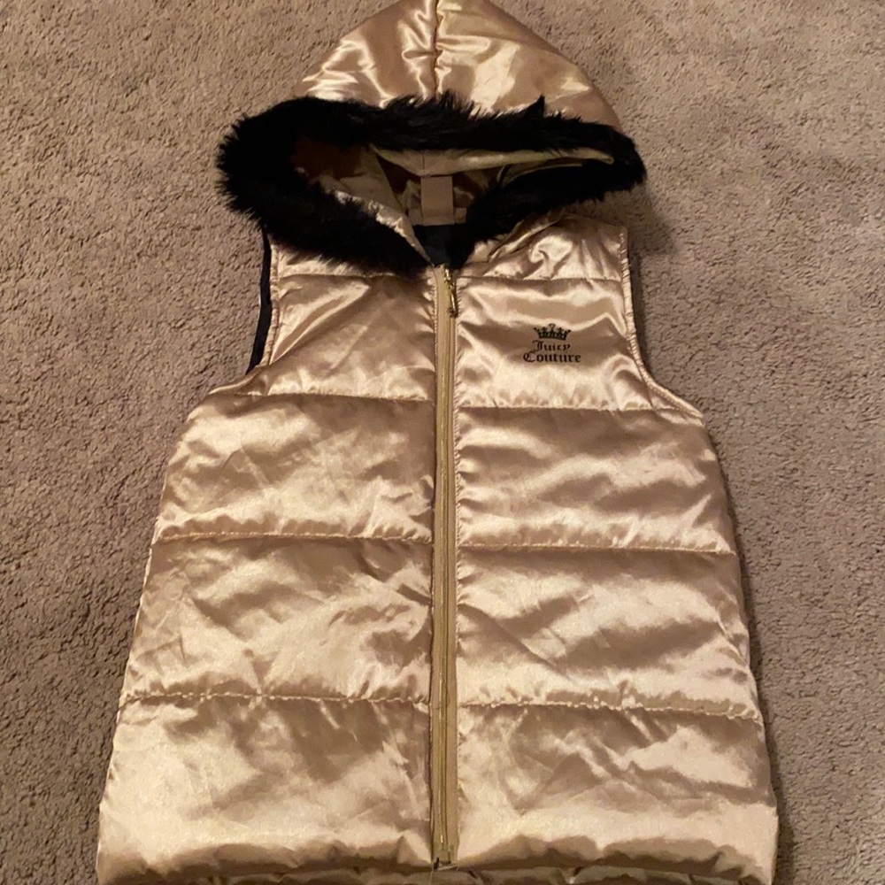 Juicy Couture Girls Gold Puffer Vest Size 6X